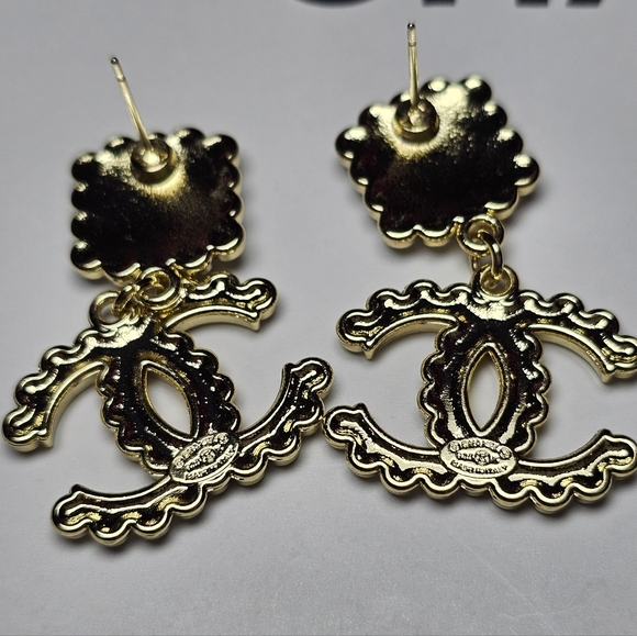 <AUTH> Chanel Pink and Gold Sparkle Dangle Earrings NEW - Picture 7 of 7